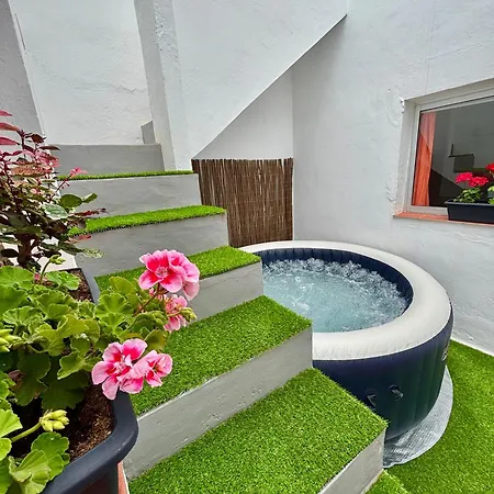 Casa Vistabuena, Golf, Jacuzzi, And Views Semesterbostad *